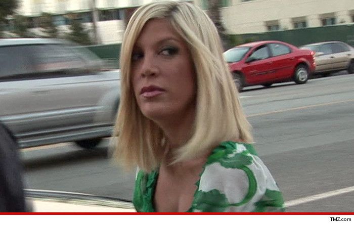 Tori Spelling Quarantined in Hospital With Symptoms of Ebola