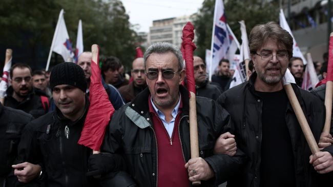 Greece under pressure to impose new austerity measures