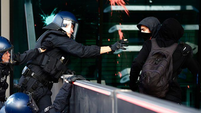 Police pepper sprays protest in Germany as activists storm new EU central bank HQ
