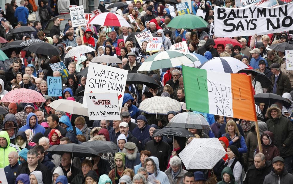 Tens of thousands take to streets of Dublin to protest against water charges