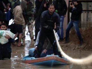 Hundreds of Palestinians forced to flee as Israel opens dams into Gaza Valley