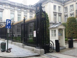 Brussels parliament building is evacuated due to bomb threat on 23rd September 2015