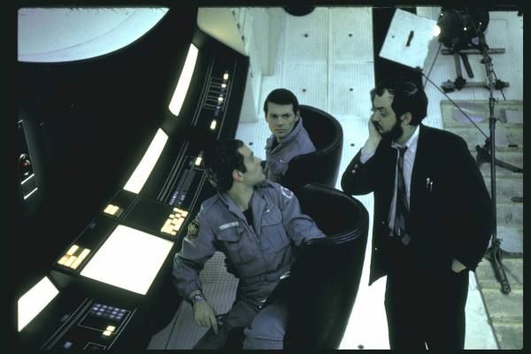 Stanley Kubrick admits on camera that he faked the moon landings for NASA