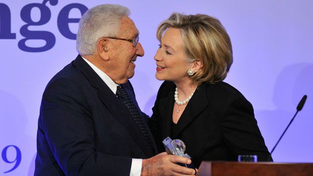 Leaked emails reveal close ties between Hillary Clinton and Henry Kissinger