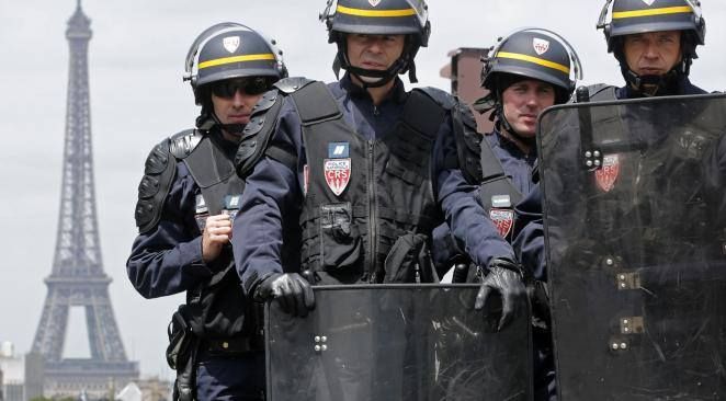 A civil war may be imminent in France