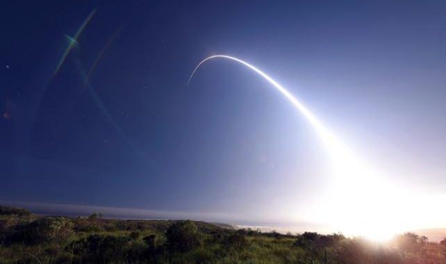 U.S. test fires nuclear ballistic missile as a warning to Russia