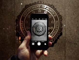 FBI threaten Apple with forcing them to release the iPhone source code