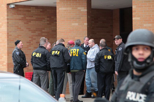 FBI orders all high schools to report anti-government students to authorities
