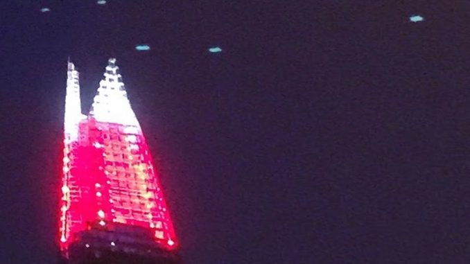 Fleet of UFOs spotted over London's 'The Shard'