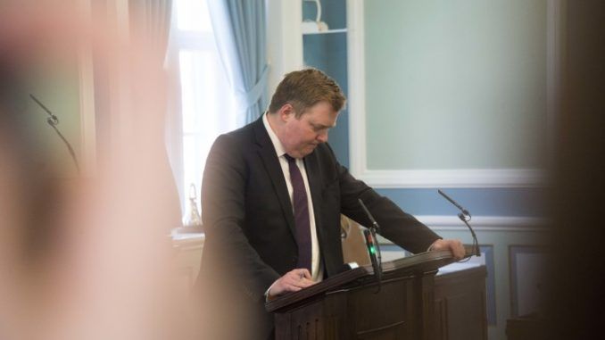 Iceland's Prime Minister Now Says He Didn't Resign