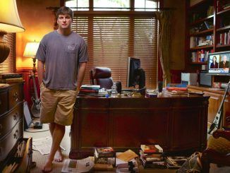 Michael Burry, the man who famously predicted the subprime mortgage crisis, says he has 'done the math' and a global financial meltdown that will lead to World War 3 is on the horizon and we are marching towards it at an ever increasing pace.