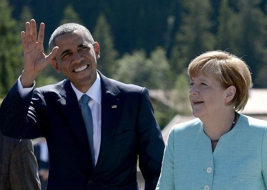 Germans Warned To 'Stay Away From Windows & Not To Wave At Obama'