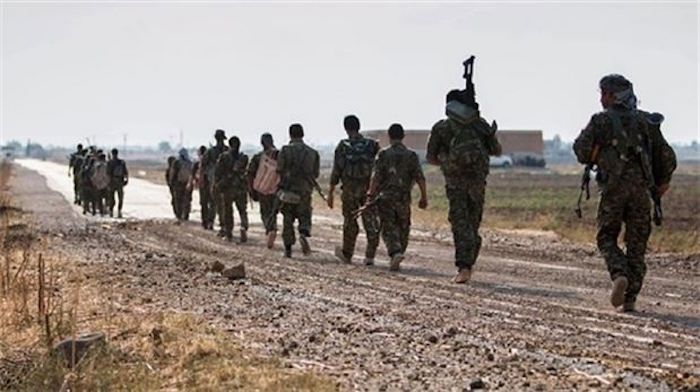 Assad's forces enter Raqqa to confront ISIS with the aid of Russian troops