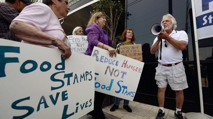 Foodstamp system in America goes down, creating chaos