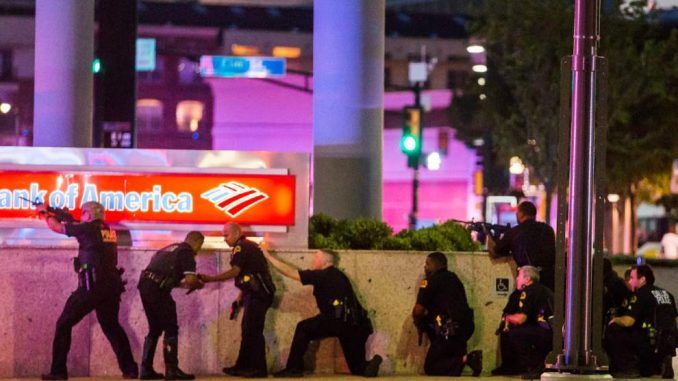 BLM protestors kill four police officers during Black Lives Matter protest in Dallas