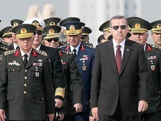 Erdogan positions himself as dictator of Turkey as he purges 20,000 'traitor citizens' from Turkey