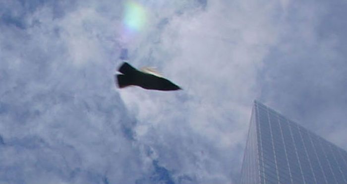 UFO spotted above Ground Zero World Trade Center