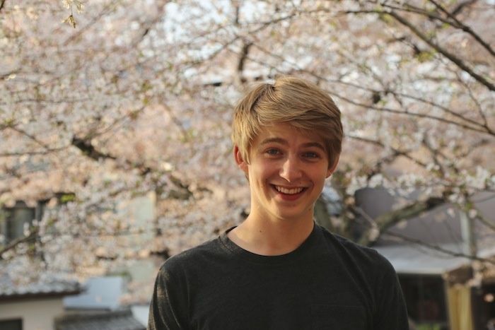 A 17-year-old has created an app that tells you where a politician's donations have come from and how that money has influenced them.