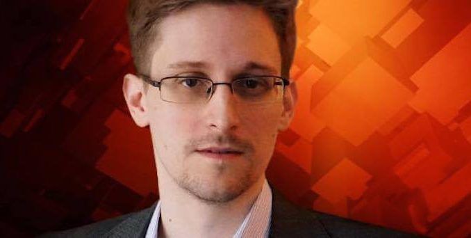 Whistleblower Edward Snowden warned reporters that in this era of mass surveillance and mainstream media collusion with the state, journalists are an endangered species facing extinction.
