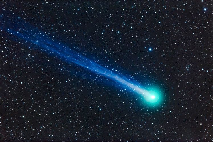 Blue Comet To Fly By Earth On New Years Eve
