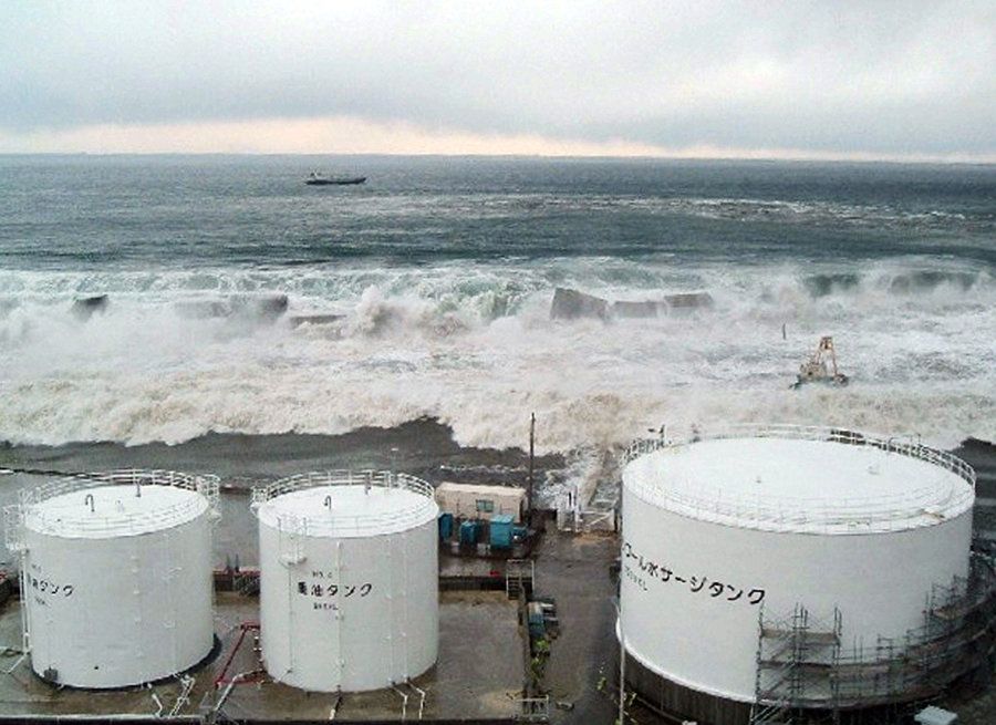 Japan declare state of emergency as Fukushima reactor 2 falls into the ocean