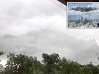 Floating city spotted over China