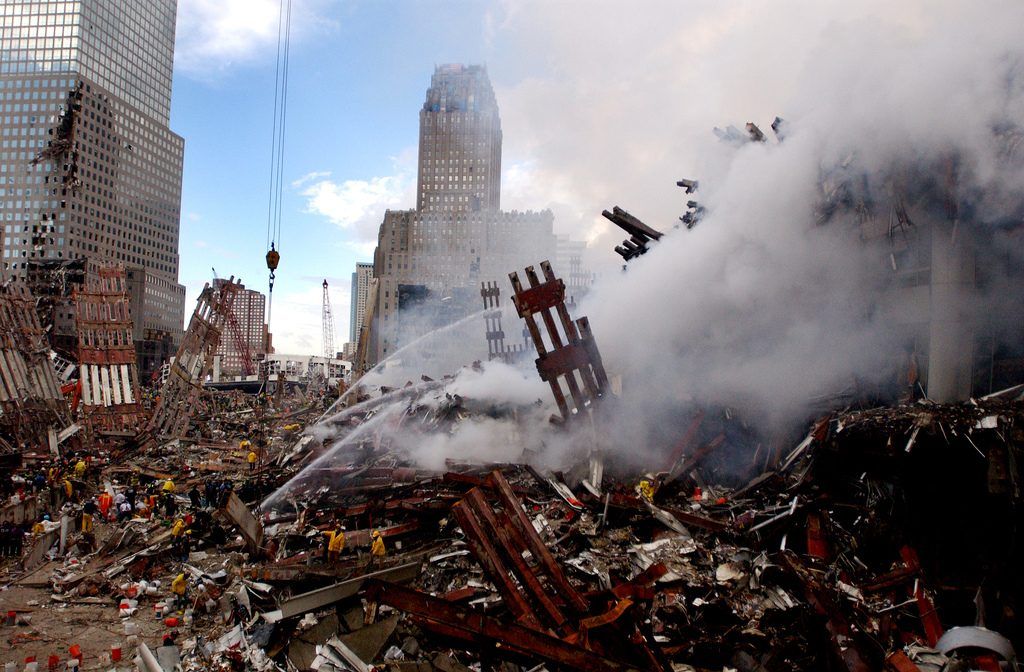 911 eyewitness claims that the planes were controlled remotely from the ground
