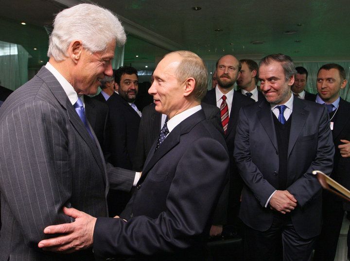 New emails reveal Bill Clinton met with Vladimir Putin weeks before Uranium One deal