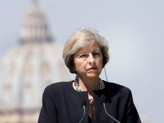 Theresa May threatens EU elite with 'no deal' Brexit