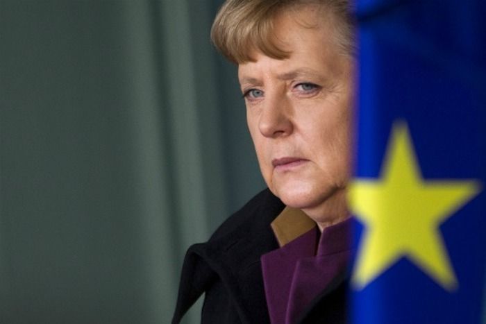 Merkel faces defeat as German government on brink of collapse