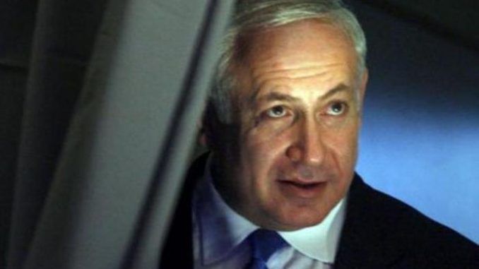 Netanyahu orders Gaza strike as police move in to arrest him