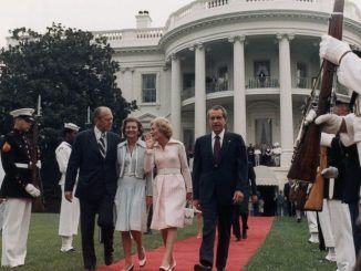 President Nixon hid a time capsule in the White House that contains evidence of the existence of alien life and ET contact with humans.