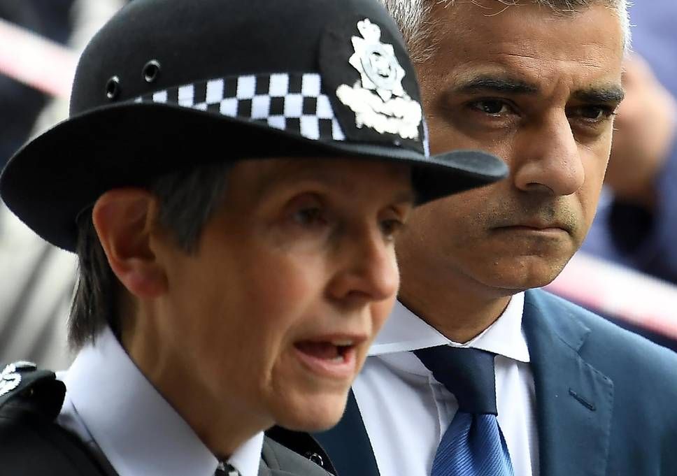 London Mayor Sadiq Khan says he wants to ban knives to combat murder