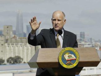 Governor Jerry Brown instructs police to ignore Hollywood Child Protection Act