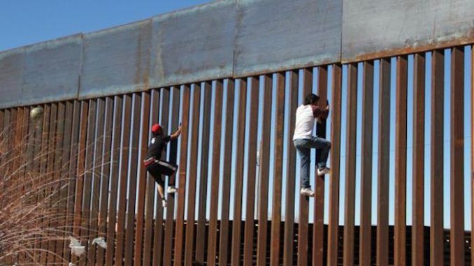 Trump could fine Mexico 2000 dollars per illegal immigrant to help fund border wall