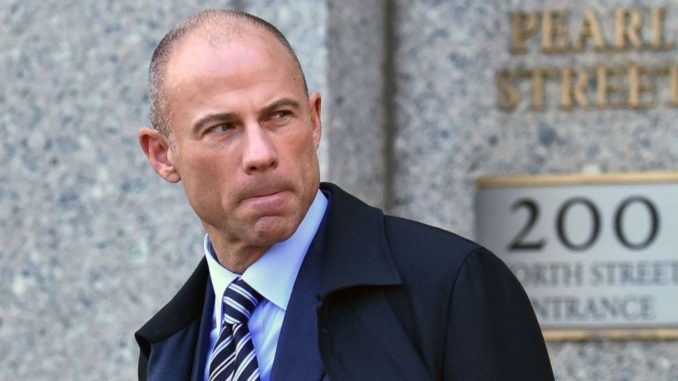 Creepy porn lawyer Michael Avenatti has come under fire over a now-deleted tweet encouraging people to "chip in for Beto now," linking to what appeared to be a fundraising page for Texas Democratic Senate candidate Beto O'Rourke.