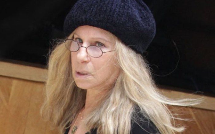 Barbra Streisand calls for abolishing the electoral college
