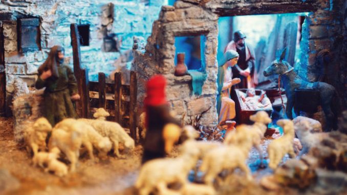 Liberals in UK behead Jesus in Nativity scene display