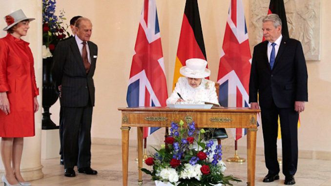 Queen Elizabeth signs EU withdrawal bill, making Brexit irreversible