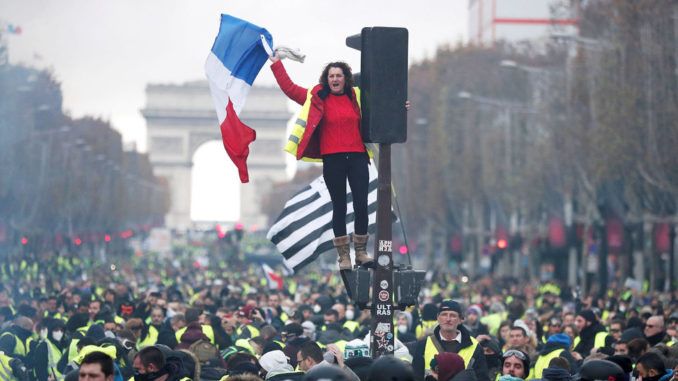 Millions of French citizens rise up and demand globalist President Emmanuel Macron resign