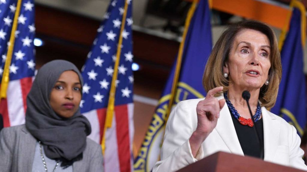 Following a reportedly "anti-semitic" comment by Ilhan Omar, Democrats are scrambling to pass a resolution to condemn anti-semitism.