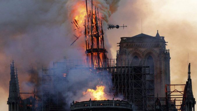 Former Notre Dame chief architect says ancient oak doesn't burn like that