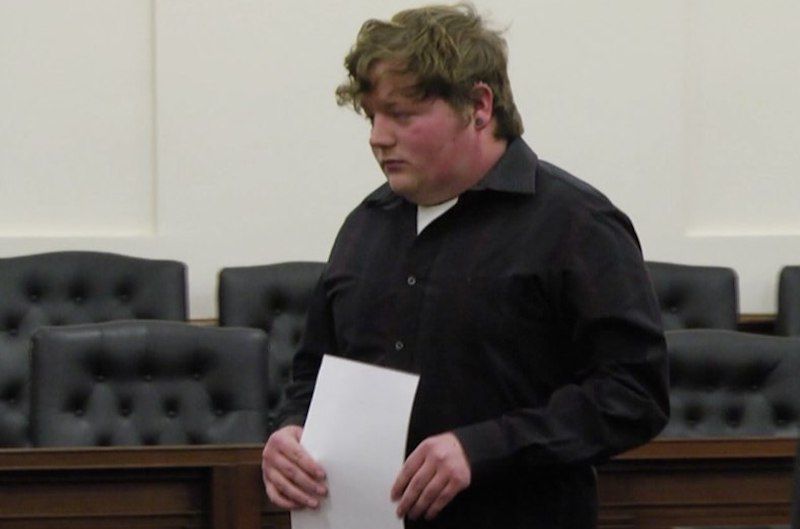 NY man who plead guilty to raping girl spared jail