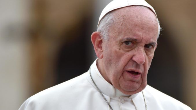 Pope Francis calls for global governance to combat climate change