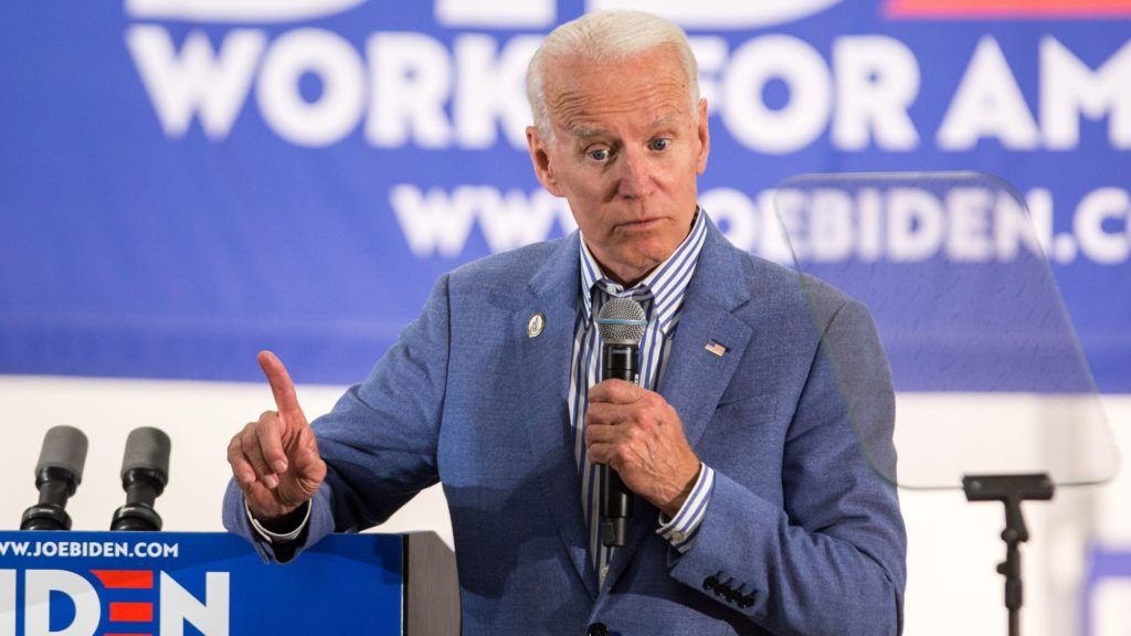 Presidential hopeful Joe Biden has been slammed by scientists after he promised to "cure cancer" if elected president.