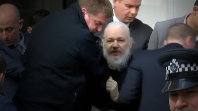 British government sign extradition order to send Julian Assange to USA