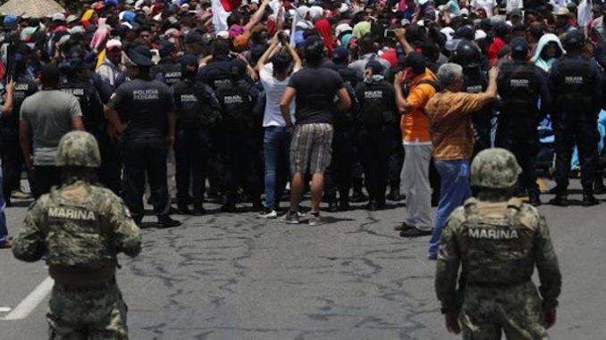 Mexico deploys armed troops to border to prevent illegals enter the United States