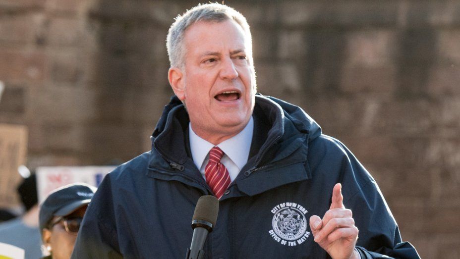 Former NYPD boss slams mayor Bill de Blasio's attitude towards police as disgraceful