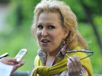 Foul-mouthed actress Bette Midler has accused President Trump of “raping us all with impunity,” following Robert Mueller’s disastrous testimony to Congress on Wednesday.