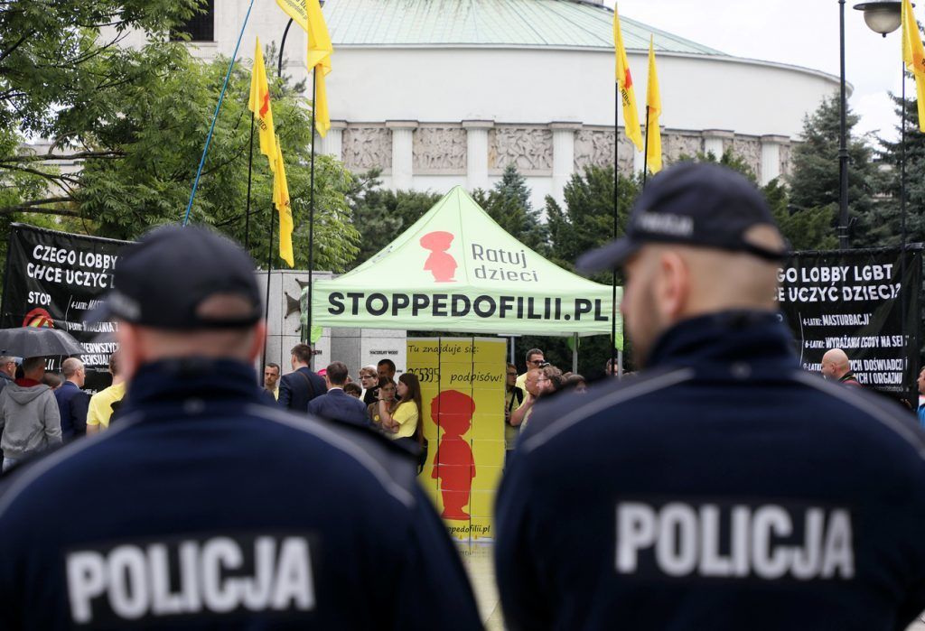 471 members of the European Parliament have voted to pass a resolution criticizing a Polish bill called “Stop Pedophilia” that seeks to protect minors from sexual abuse by adults.